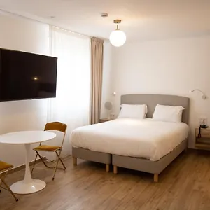 *** Hotel Les Rebelles Francia