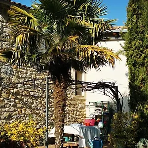 https://la-chapelle-saint-gervais.fr-provencehotel.com