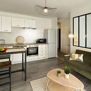 Homey Botania - New - En Hyper-centre - Cosy - Moderne - Netflix Et Wifi Inclus - Situé à 150m De La Gare Annemasse